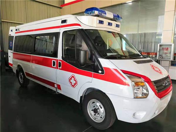 兴山县福特V362救护车